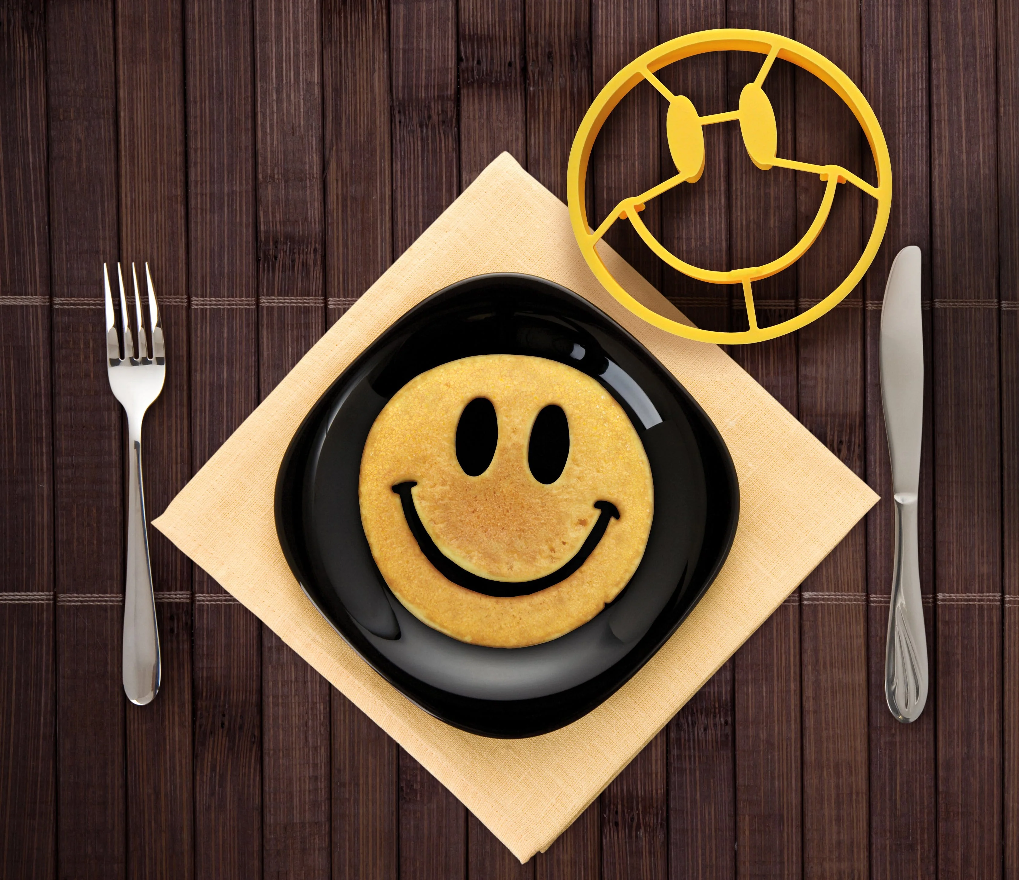 CRACK A SMILE - Image 4